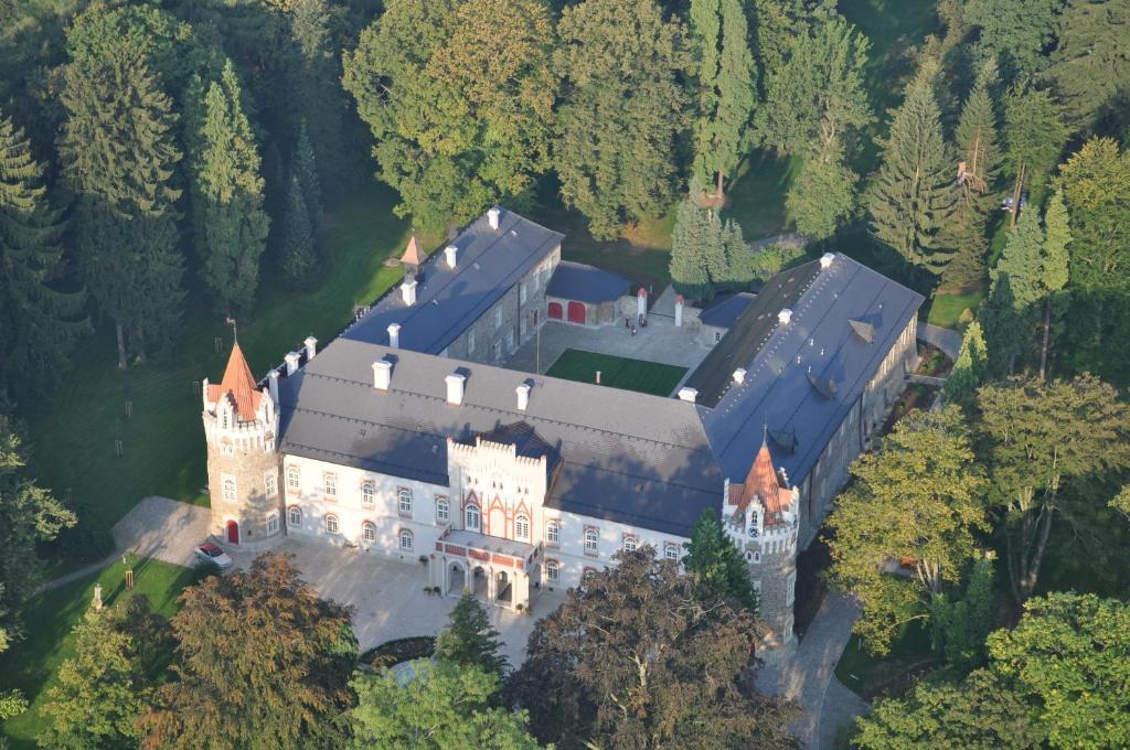 Chateau Heralec Boutique Hotel & Spa By L'Occitane Eksteriør billede